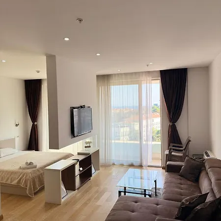 Luxury Volkan * Budva